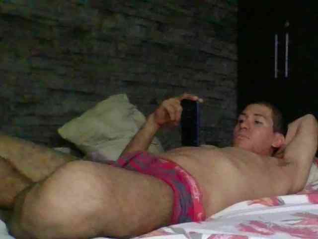 Sexylatin64