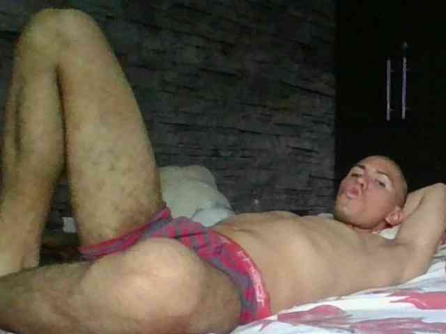 Sexylatin64