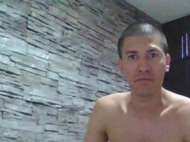 Sexylatin64
