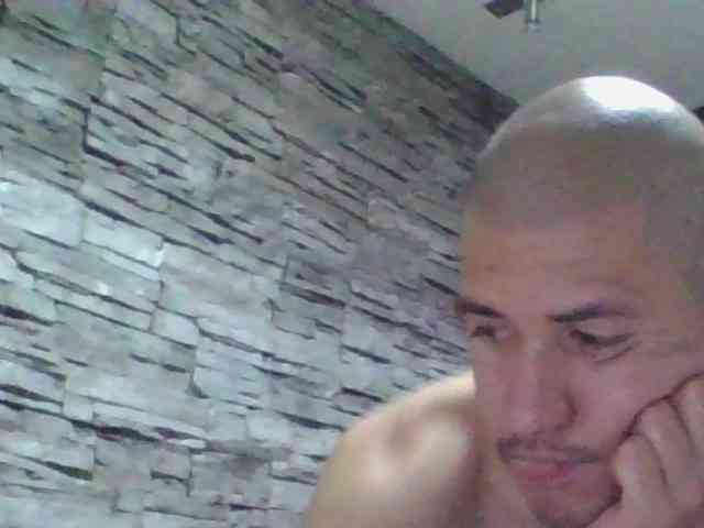 Sexylatin64