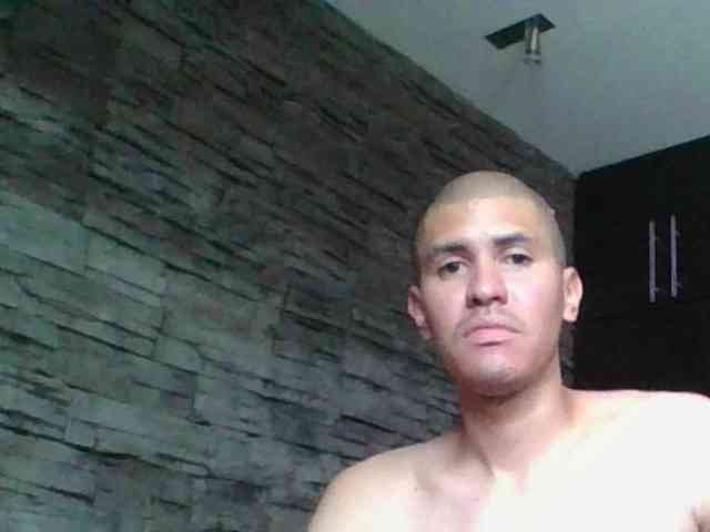 Sexylatin64