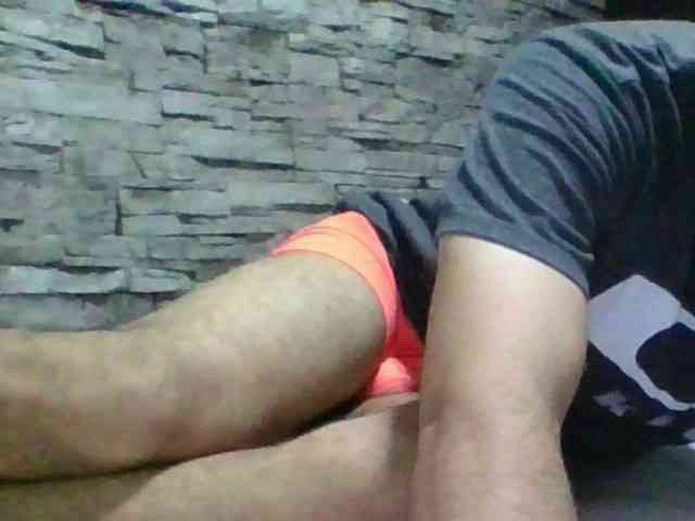 Sexylatin64