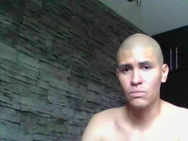 Sexylatin64