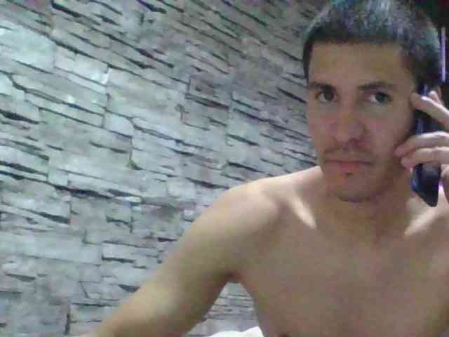 Sexylatin64