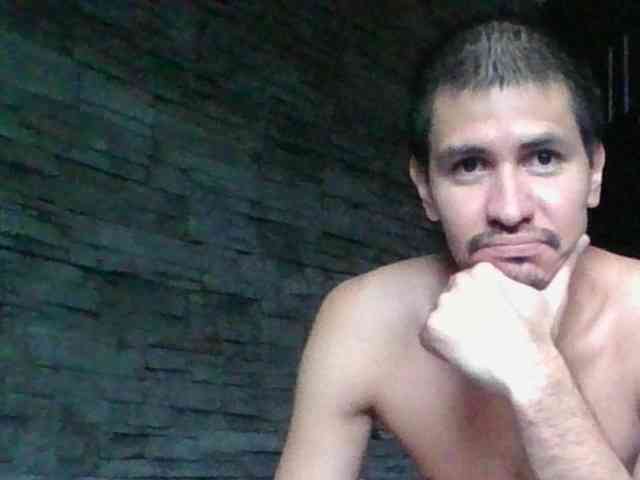 Sexylatin64