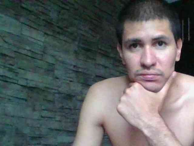 Sexylatin64