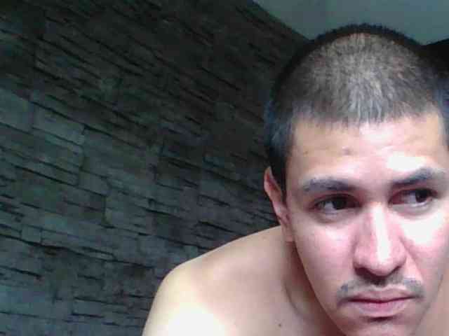 Sexylatin64
