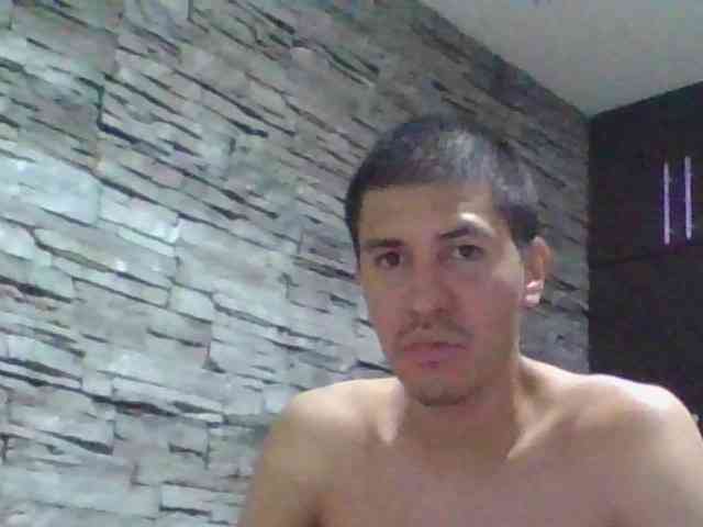 Sexylatin64