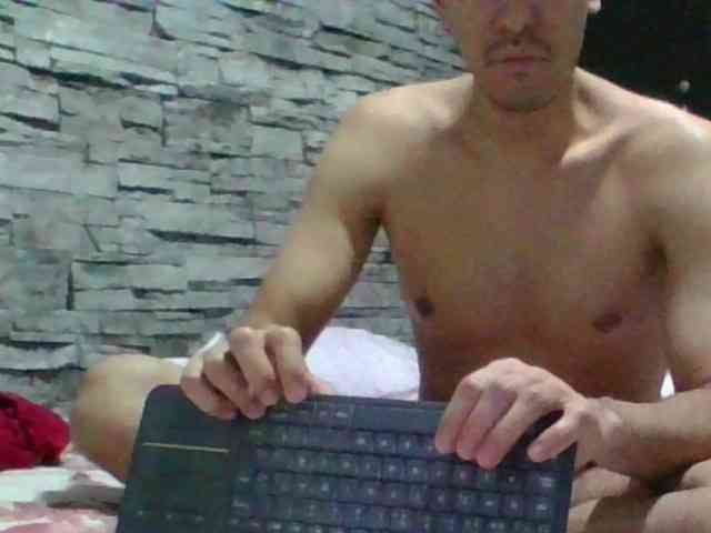Sexylatin64