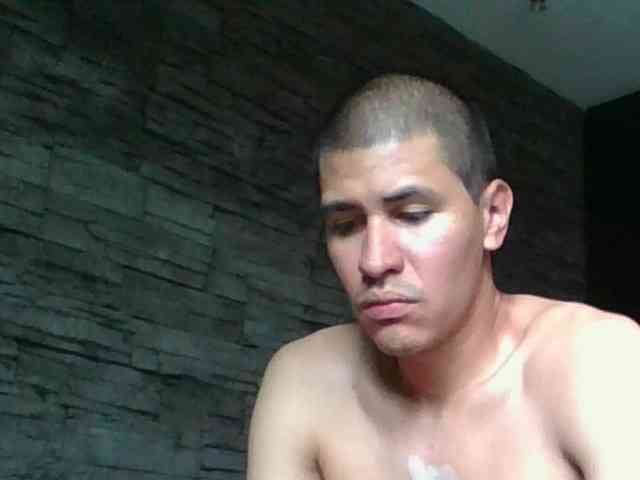 Sexylatin64