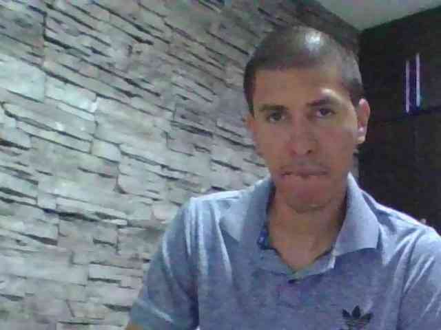 Sexylatin64