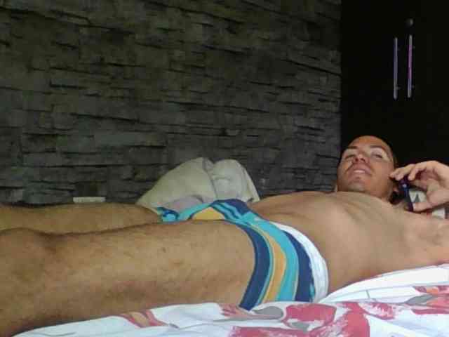Sexylatin64