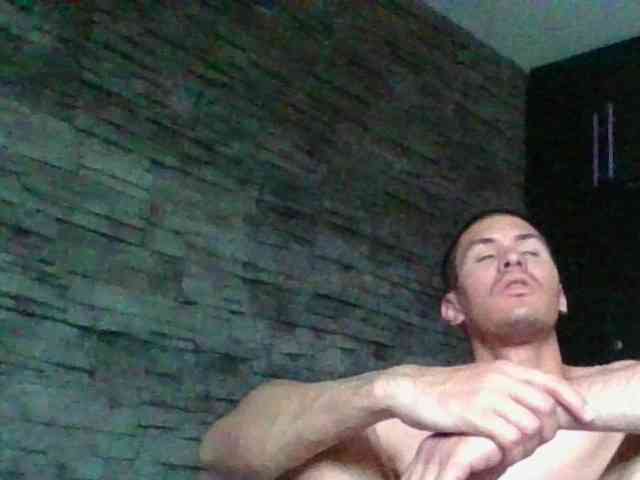 Sexylatin64