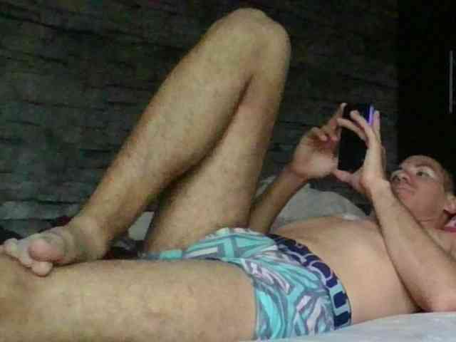 Sexylatin64