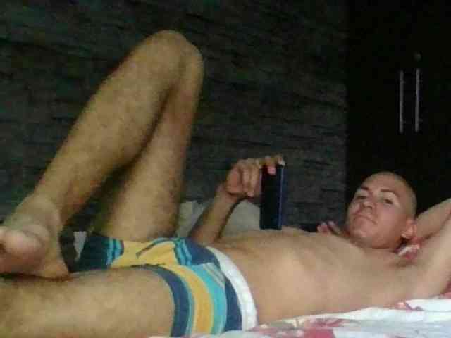 Sexylatin64
