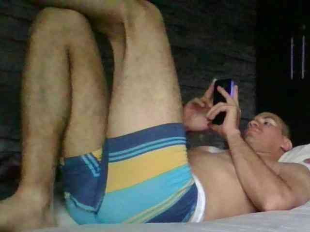 Sexylatin64