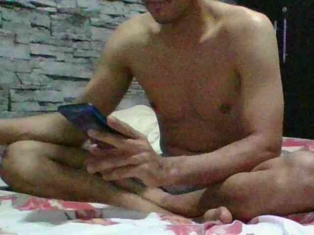 Sexylatin64