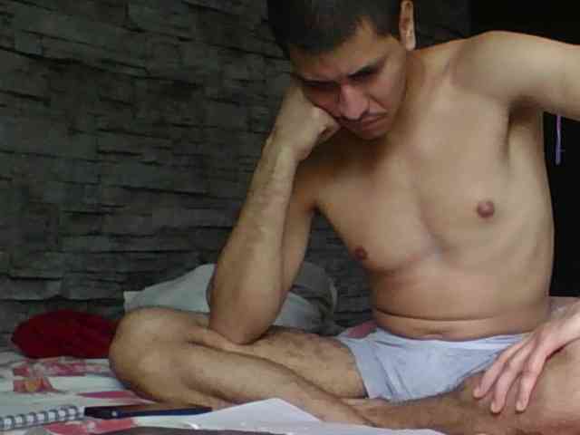 Sexylatin64