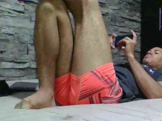 Sexylatin64