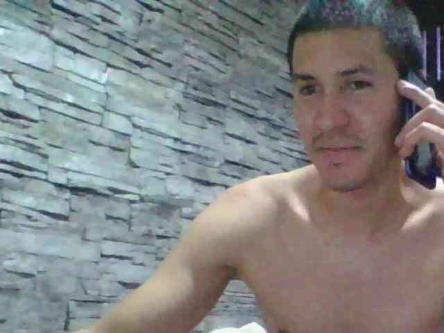 Sexylatin64