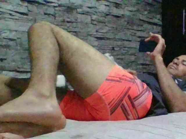 Sexylatin64