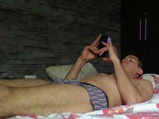 Sexylatin64