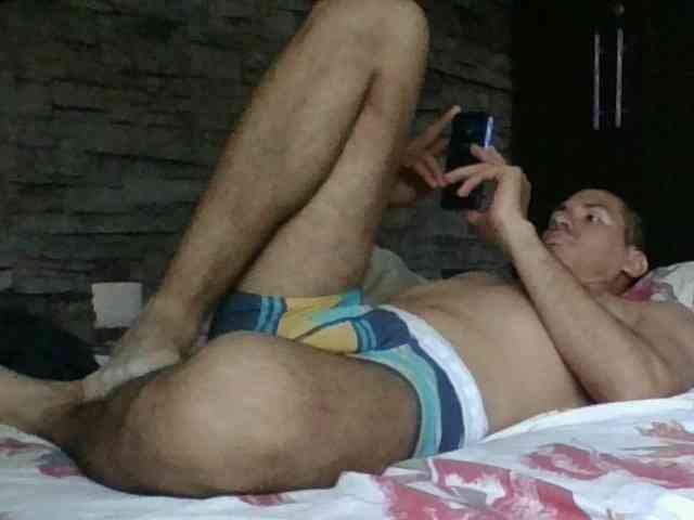 Sexylatin64
