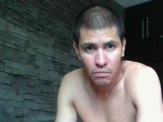 Sexylatin64