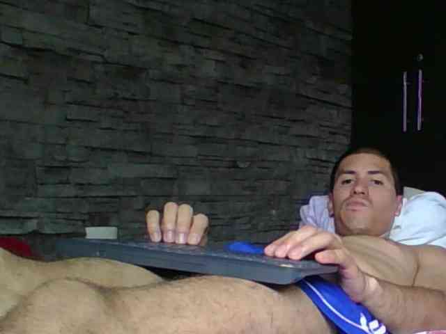 Sexylatin64