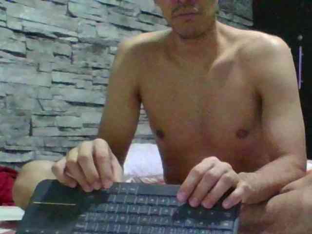 Sexylatin64