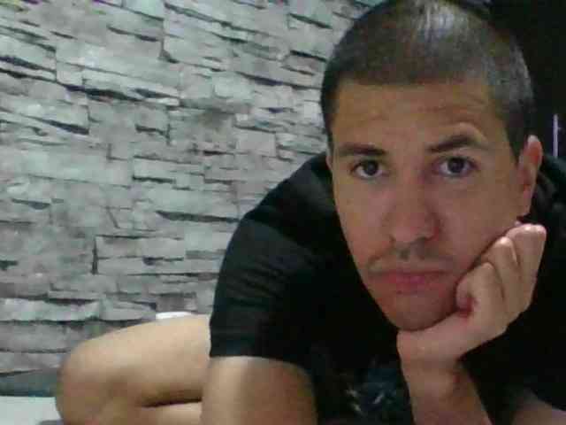 Sexylatin64