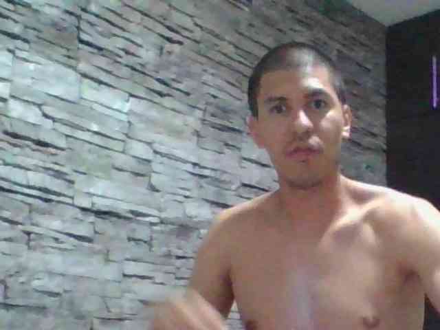 Sexylatin64