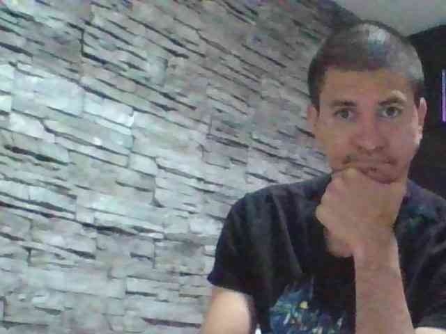 Sexylatin64