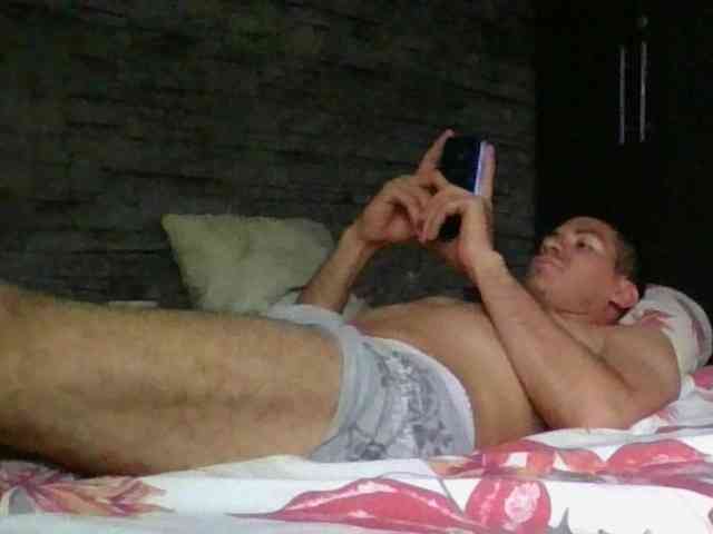 Sexylatin64