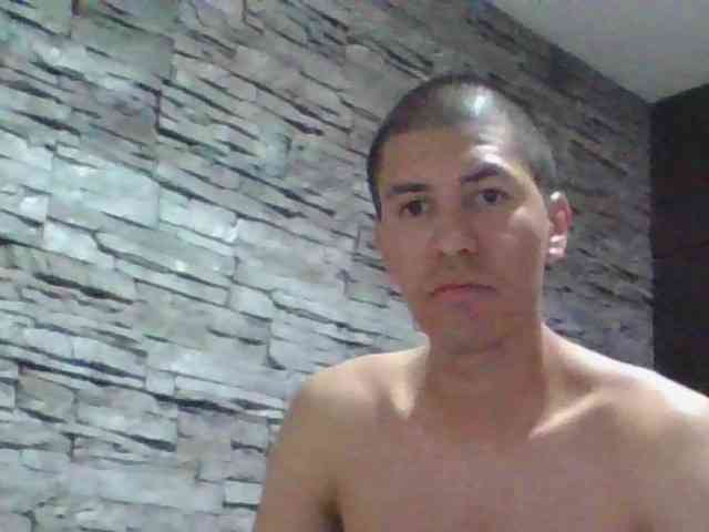 Sexylatin64