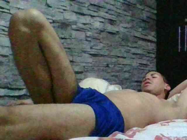 Sexylatin64