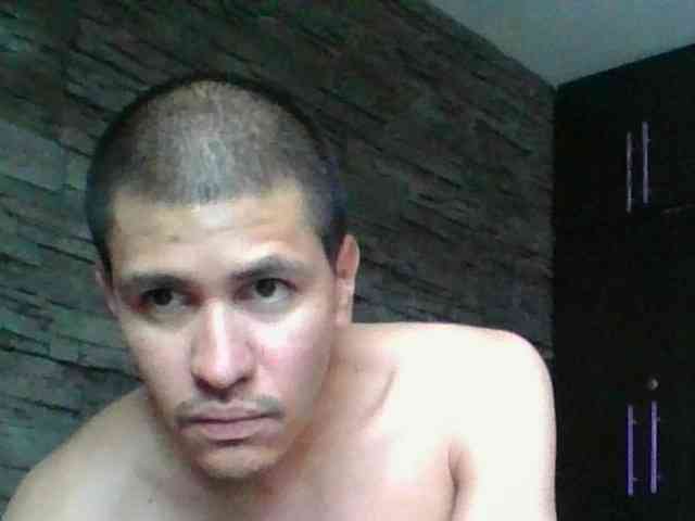 Sexylatin64