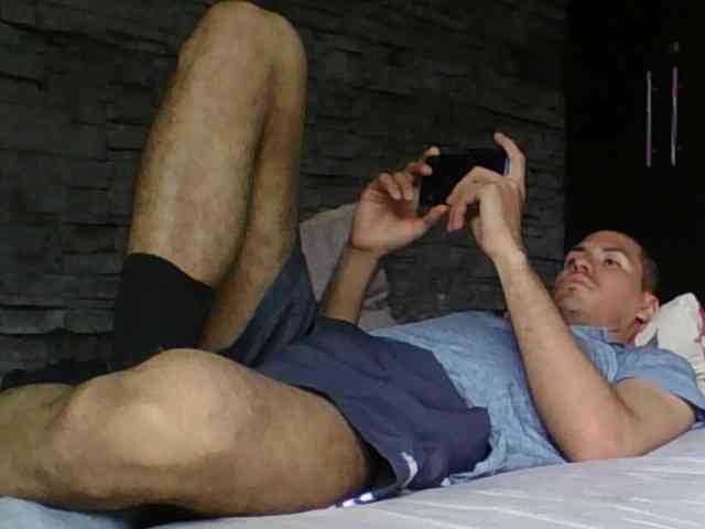 Sexylatin64