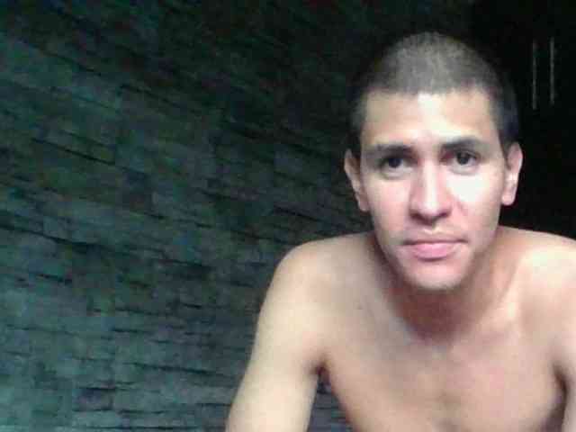 Sexylatin64