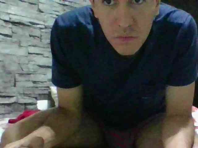 Sexylatin64