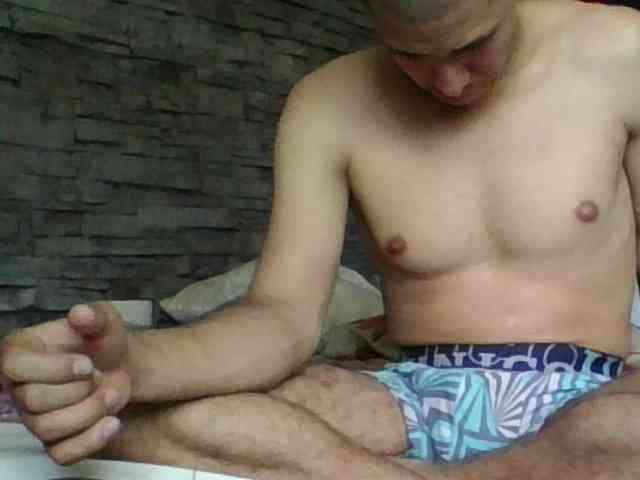Sexylatin64