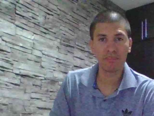 Sexylatin64