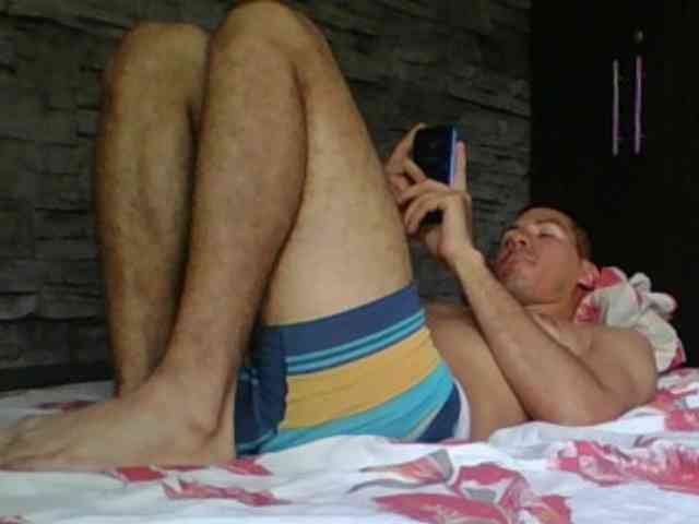 Sexylatin64