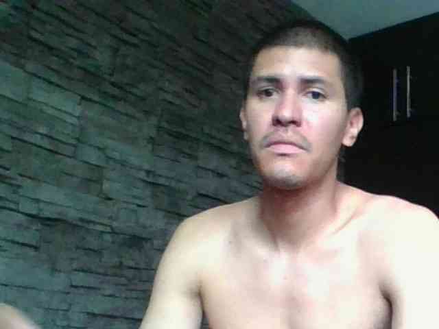 Sexylatin64