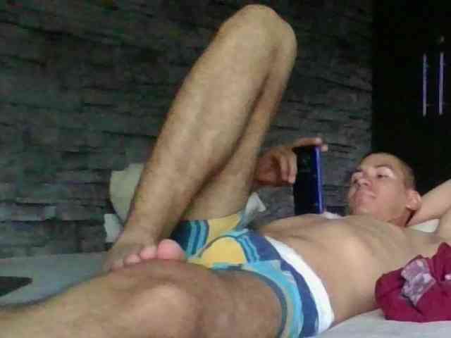 Sexylatin64