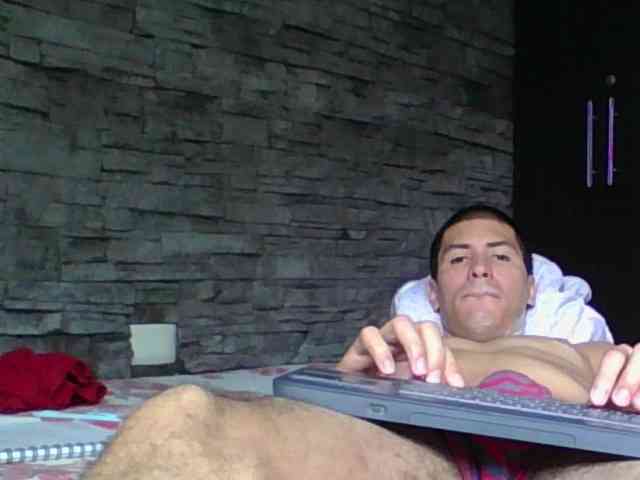 Sexylatin64
