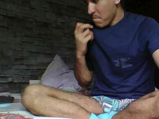 Sexylatin64