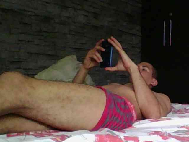 Sexylatin64