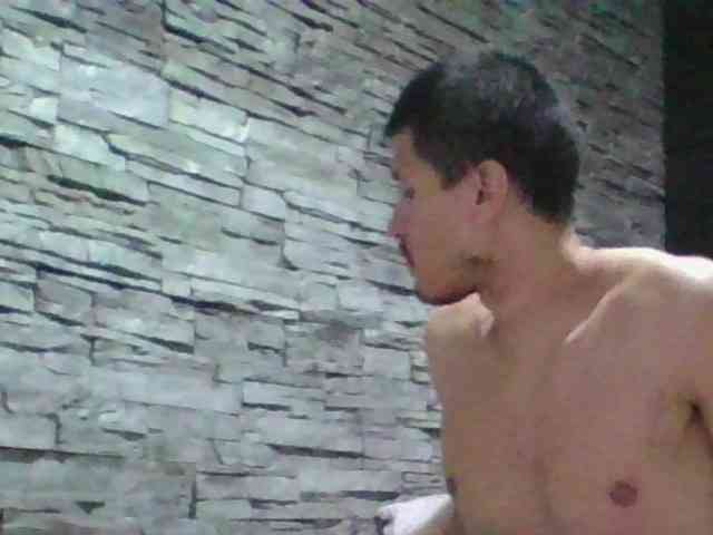 Sexylatin64