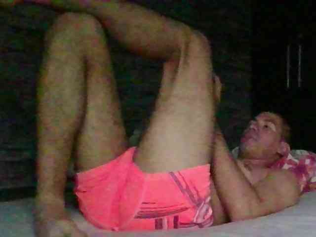 Sexylatin64